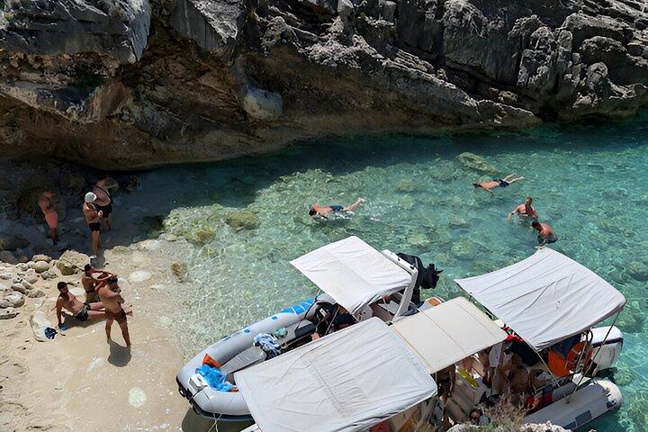 Snorkeling Expedition to Grama Bay,Smugglers Canyon & Blue Cave
