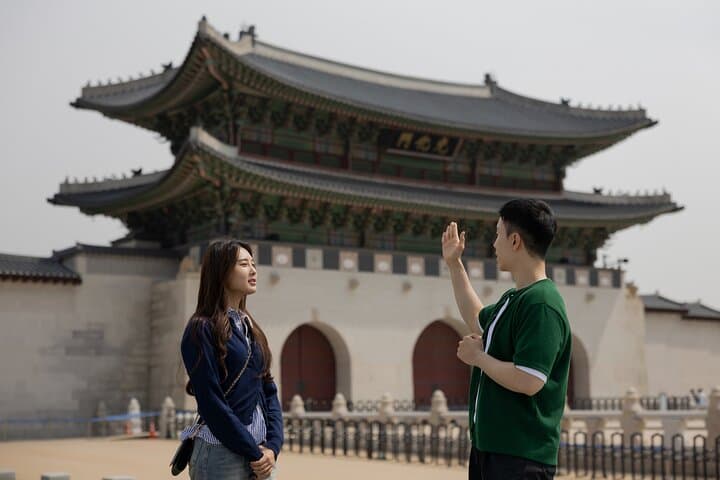 Seoul : Essential History Walking Tour for Visitor
