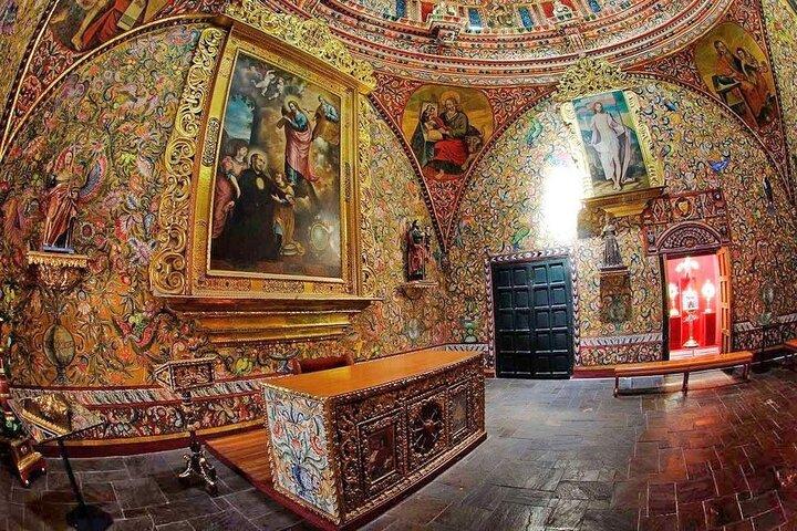 Walking City tour including the Monastery of Santa Catalina