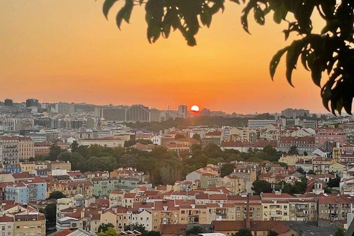 Multicultural Lisbon Walk: Food Tastings, Stories & Live Music