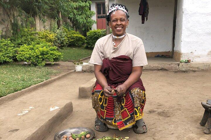 Multi-Day Maasai Experience: Hiking, Milking Cows, Herding