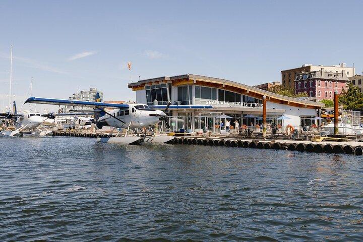 Victoria to Vancouver Scenic Seaplane Transfer: One Way
