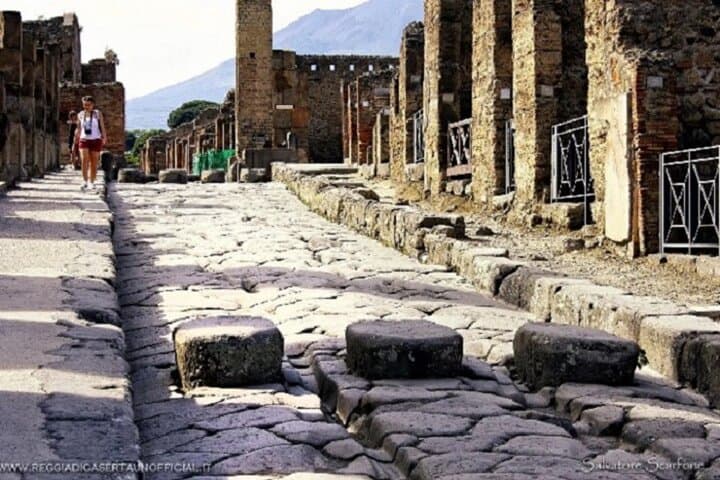 Naples and Pompeii and Vesuvius Tour from Naples Group Tour