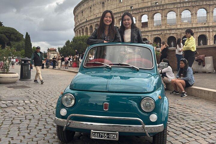 Rome: Retro Fiat 500 Car Tour with Pro Photographer