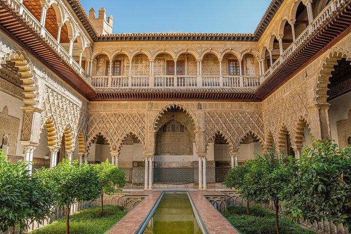 Seville Small Group Tour: Alcazar, Cathedral & Giralda
