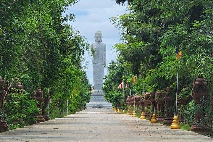 Udong Mountain and Silk Island