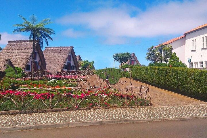 Madeira East Island Tour with Levada Walk and Lunch