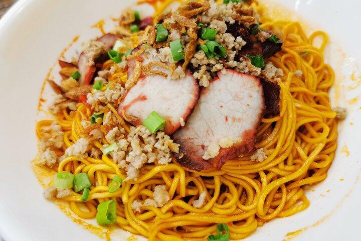 Kuching Foodie Experience Guided Tour with 5 Tastings