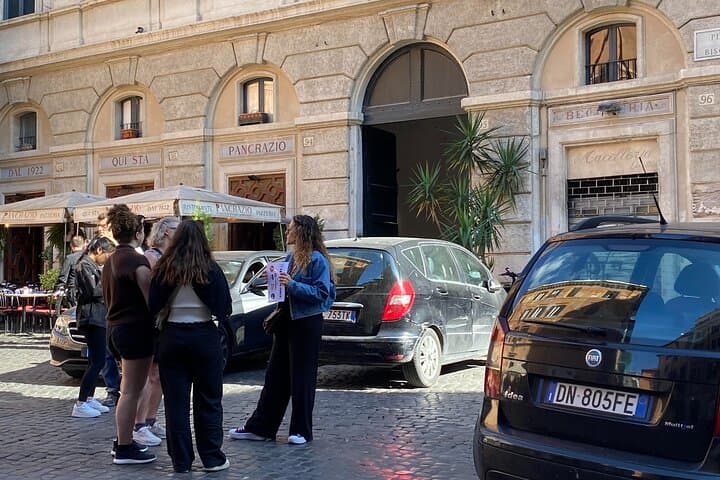Bites and Delights: Trastevere and Campo de' Fiori Food Tour
