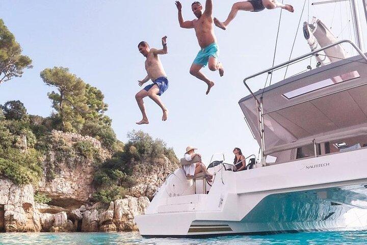 Sip, Sail and Savor Private Catamaran Experience up to 20 guests