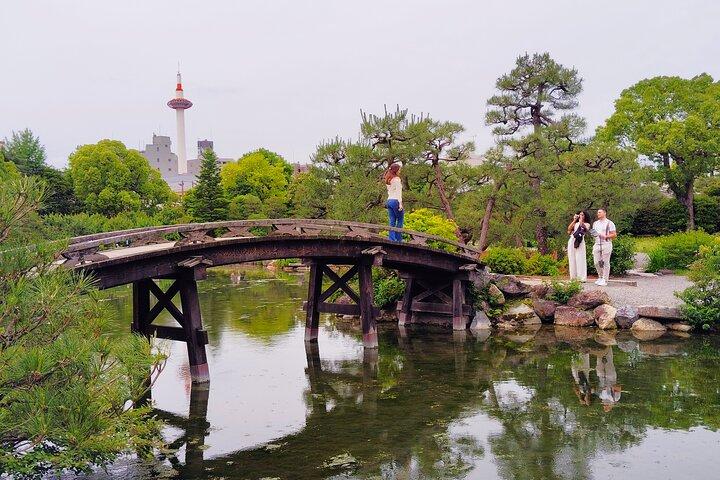 Kyoto: Higashi Honganji Temple & Garden Walk from Kyoto Station