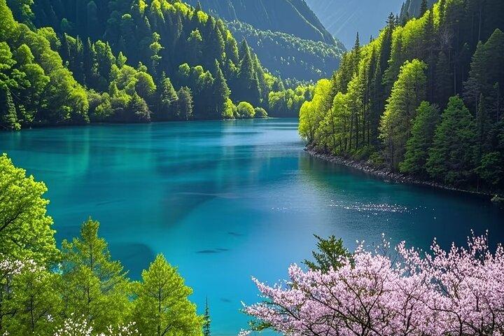 2 Day Huanglong Valley and Jiuzhaigou Private Tour