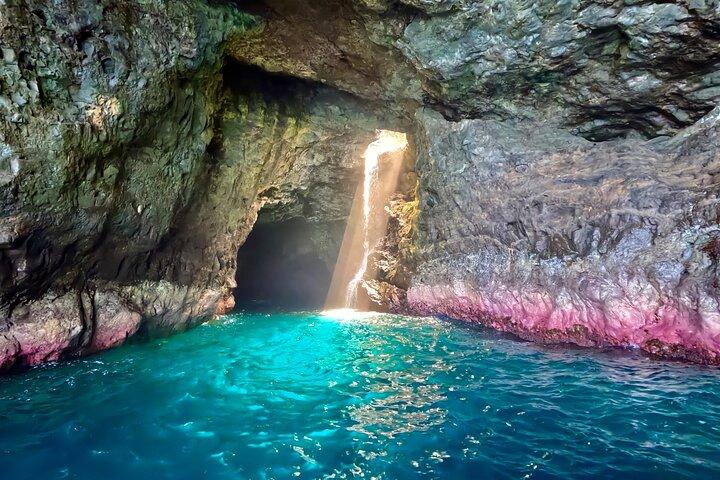 Nā Pali Coast Zodiac Raft Sea Caves Expedition on Kauai