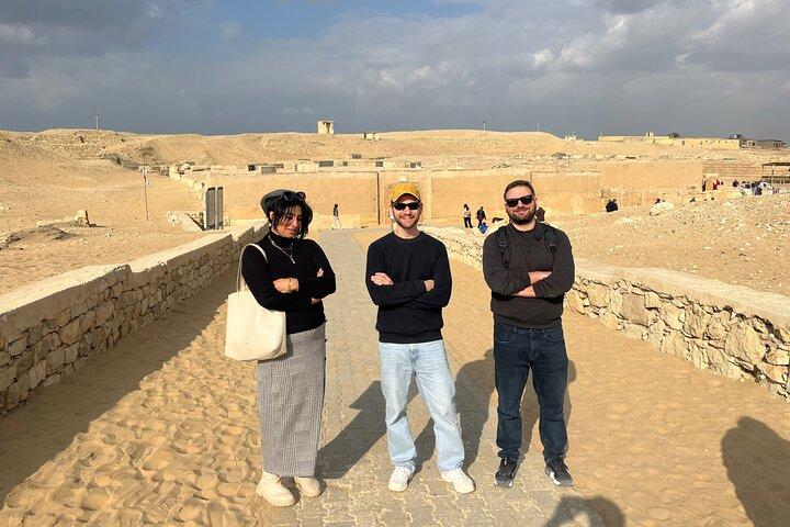 Giza Pyramids, Sakkara Pyramid and Memphis Group Tour