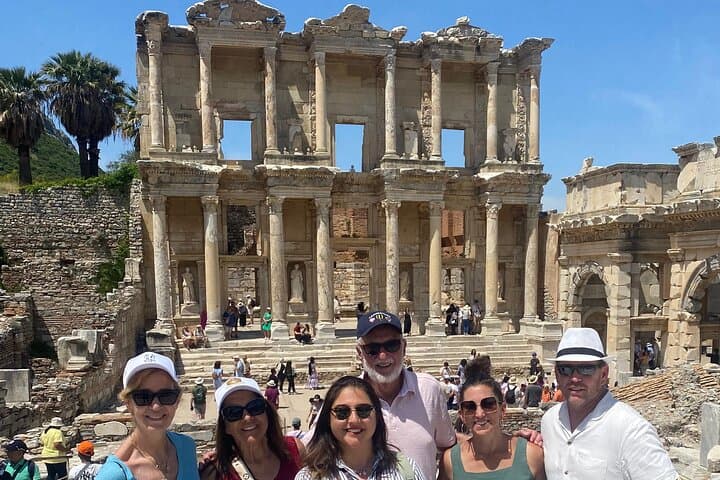 Ephesus & Virgin Mary's House Tour from Izmir