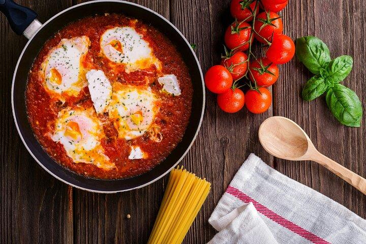 Customized Dining Tour Culinary Experience in Bucharest