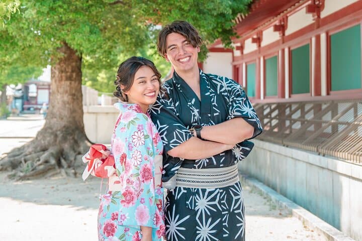 1-Day Kimono/Yukata Experience in Osaka – Enjoy Day & Night