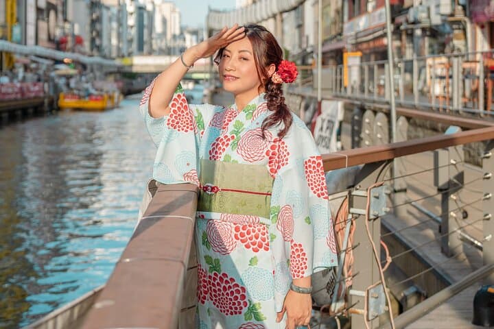 90-Minute Kimono/Yukata Rental Experience in Osaka – Short Plan