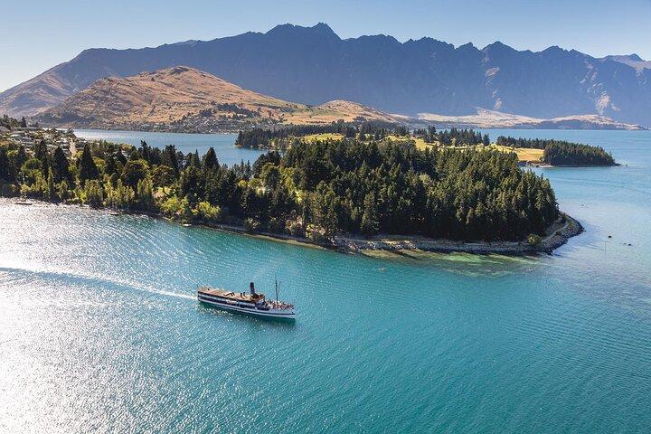 Queenstown Cruise & Wine Tour - 90 Min TSS Earnslaw & 3 Wineries