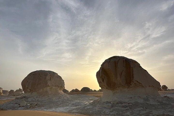 Bahariya Oasis Black and White Desert 2 Days and 1 Night