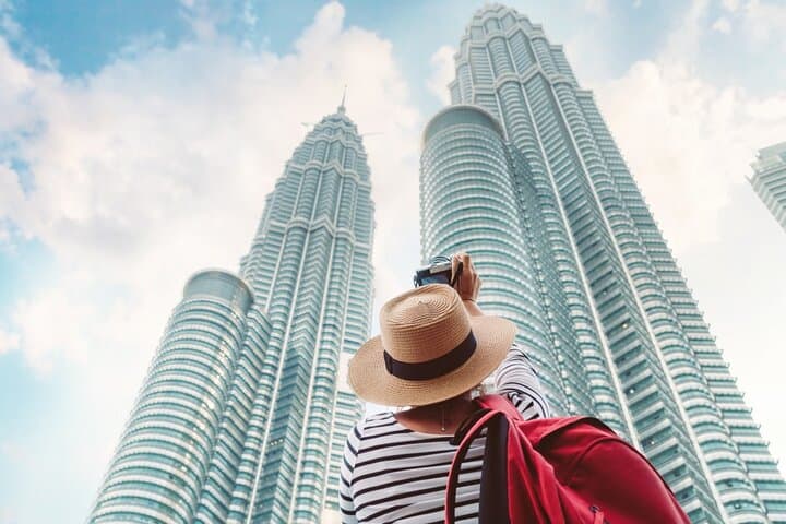 Private Kuala Lumpur City Tour : Petronas Twin Tower & Batu Caves