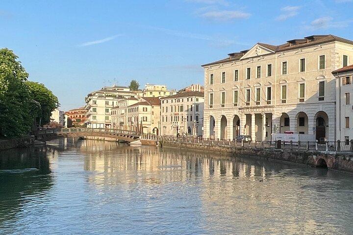 Medieval Canals and Fountains: A Treviso Self-Guided Audio Tour