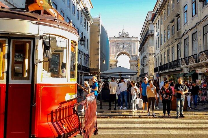 Lisbon: Private City Tour By Tuk-Tuk