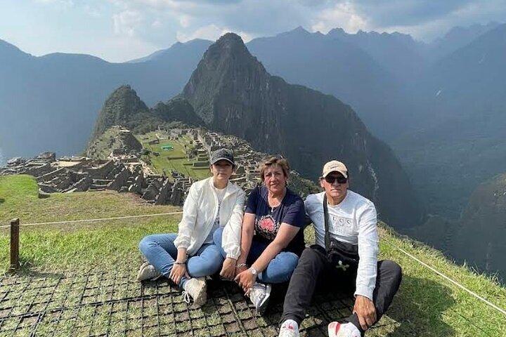 Private Guided Tour of Machu Picchu from Aguas Calientes