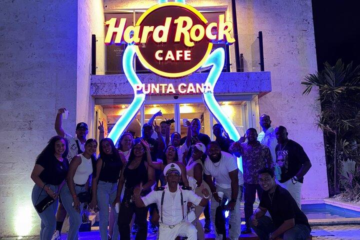Party Bus - Night Tour en Punta Cana Bares y Discotecas