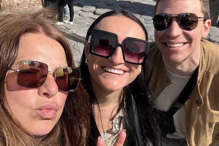 Naples to Sorrento or Amalfi Coast with stop at Winery or Back