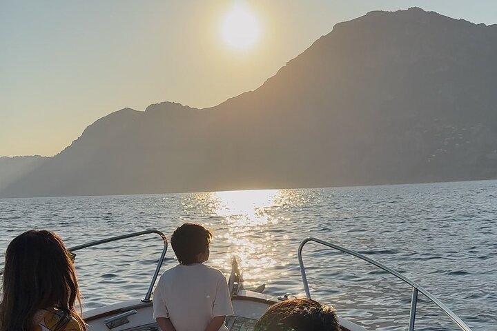 Positano shared sunset by boat with aperitif