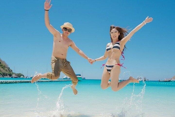 Phuket: Aeolos Catamaran Tour to Coral & Racha Islands + Lunch