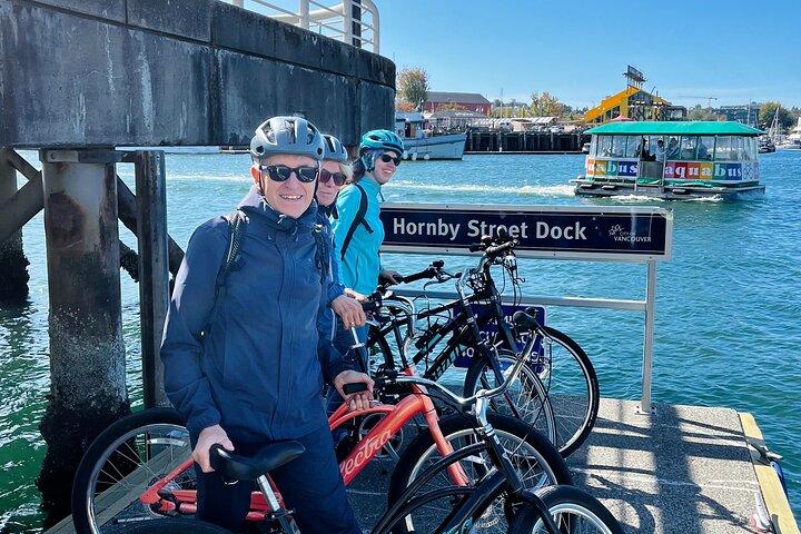 Stanley Park & Vancouver City Highlights 4 Hour Bike Tour 2 in 1