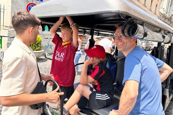 Rome in Golf Cart 4 Hours History & have Fun