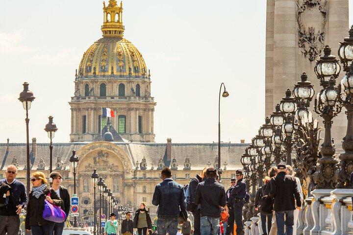Explore Paris in a Vintage Van