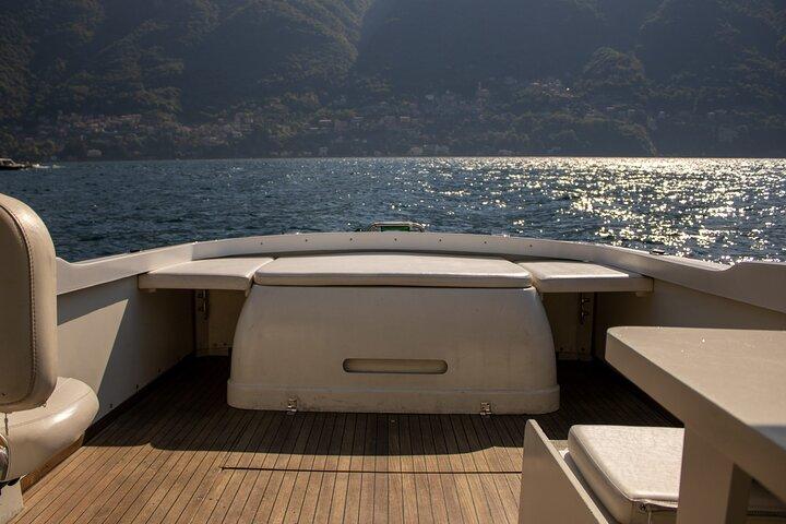Short private boat tour on Lake Como "Greatest Hits"