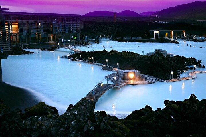 Private Transfer Between Keflavik & Reykjavik via Blue Lagoon