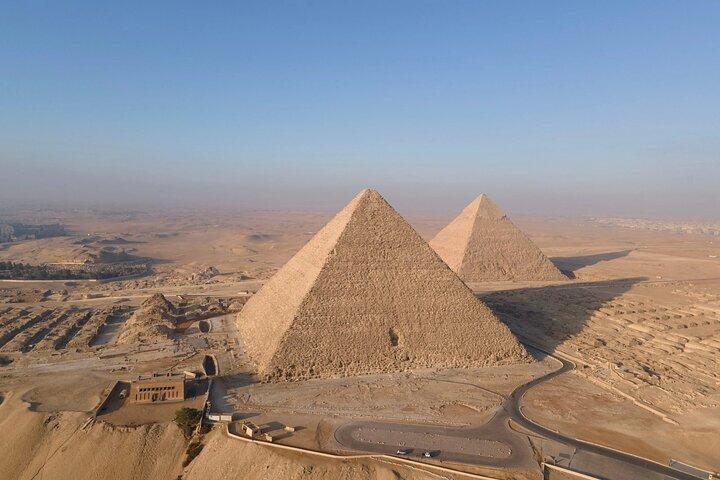 private half day tour to Giza pyramids and Sphinx