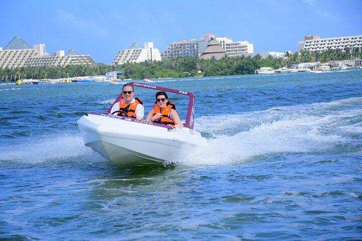 Speedboat and Snorkeling in Cancun with Mayan Ceremony & Tasting