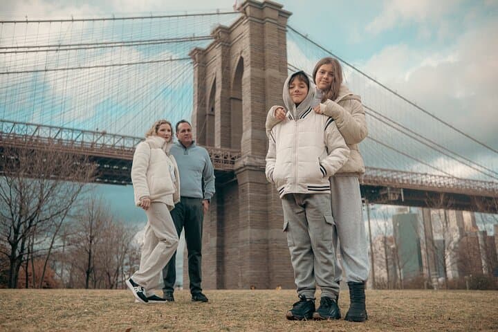 Brooklyn Bridge Dumbo Walking Tour with Photography Experience