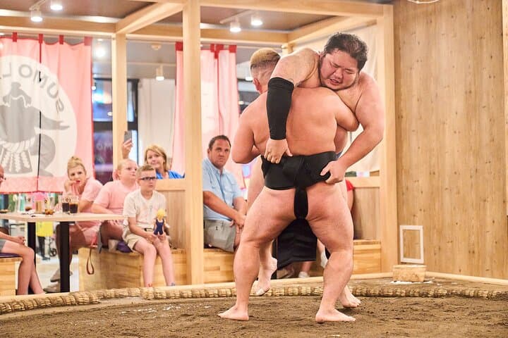 Vegan-Friendly Tokyo Sumo Show, Mochi-Pounding Dinner Experience