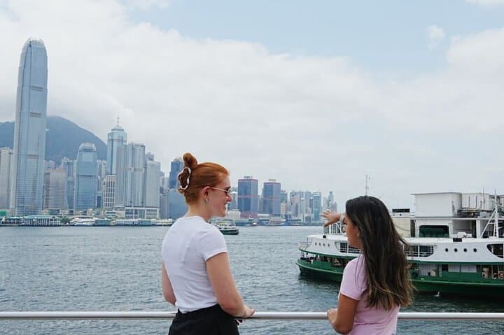 Hong Kong Private & Personalized Family Tour with a Local Guide