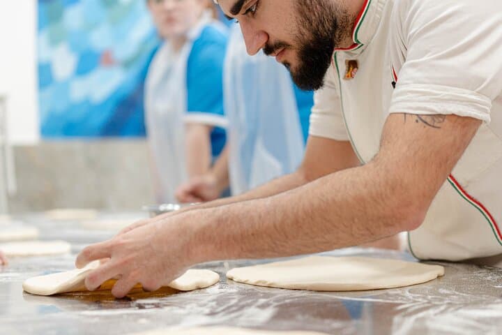 Authentic Pizza Making Class in Naples with Appetizers and Drink