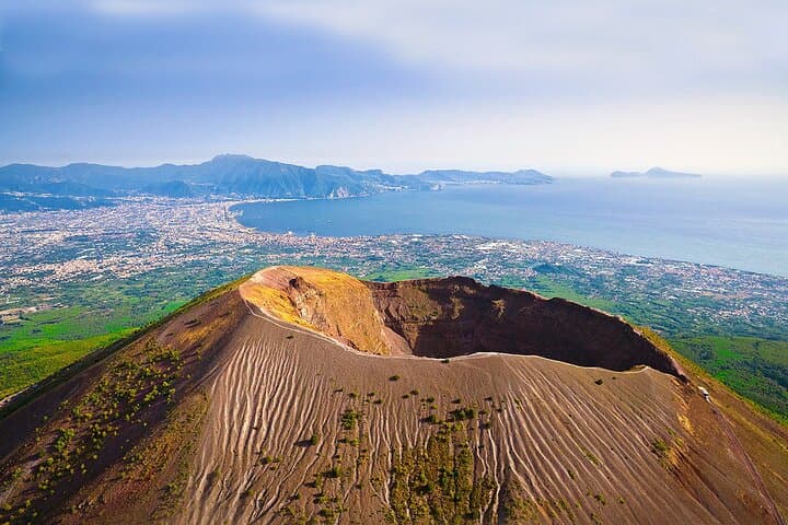 Pompeii and Vesuvius Combo Tour with Local Guide