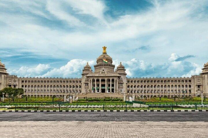 From Bangalore: Bannerghatta Park & City Sights Private Tour