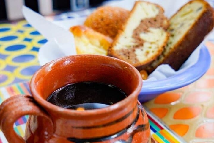 Xochimilco Sunrise Kayak Tour with Breakfast & Island of Dolls