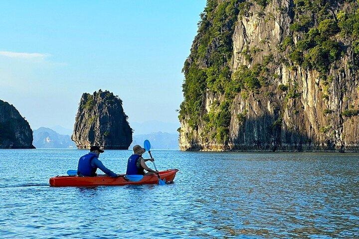 Hanoi: 2-Day Renea Cruises Discover the Beauty of Bai Tu Long