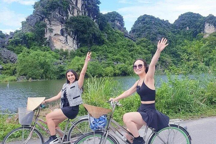 Ninh Binh in a Day Hoa Lu, Trang An and Mua Cave Discovery