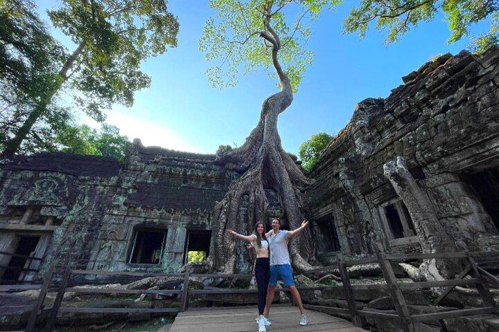 2 Day Private Tour Angkor Wat Sunrise & Discover all Major Temple