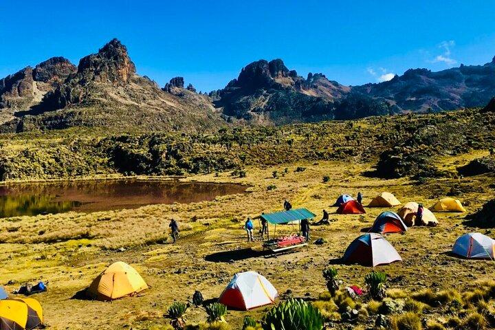 Mt. Kenya Expedition Private 4-Day Multi-day Tours